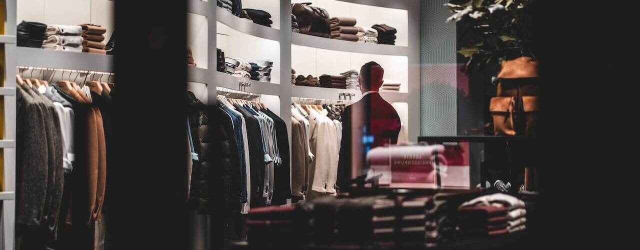 Vendita all'ingrosso di abbigliamento e scarpe H&amp;M